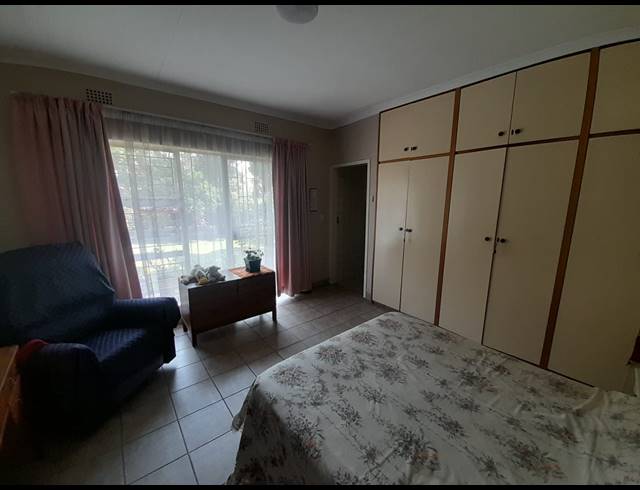 4 BEDROOM HOUSE FOR SALE IN RUSTENBURG CENTRAL